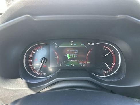 Used 2023 Toyota RAV4 XLE image 12