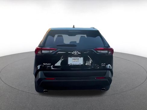 Used 2025 Toyota RAV4 XLE image 12