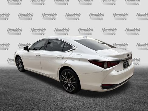 Certified 2024 Lexus ES 250 w/ Premium Package image 8