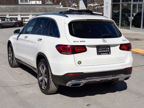Used 2022 Mercedes-Benz GLC 300 4MATIC w/ Multimedia Package Lite image 6