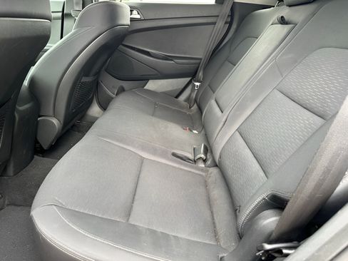 Used 2021 Hyundai Tucson SE w/ Cargo Package FWD image 15
