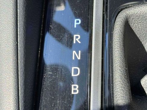 Used 2024 Toyota Corolla SE image 29