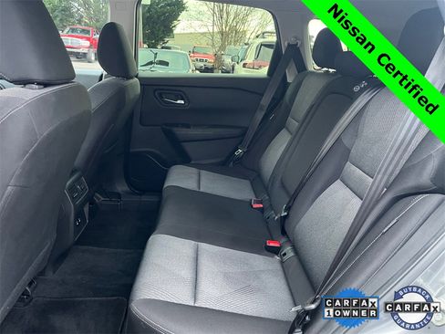 Certified 2024 Nissan Rogue SV image 17