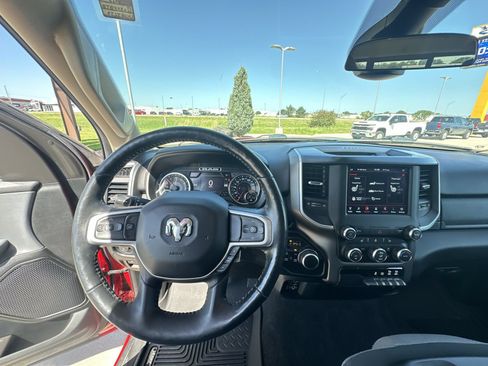 Used 2020 RAM 1500 Big Horn AWD/4WD image 11