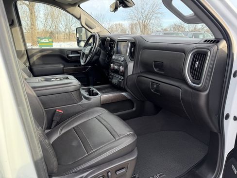 Used 2022 GMC Sierra 2500 Denali w/ Denali Ultimate Package image 33