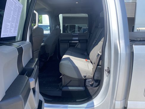 Used 2019 Ford F350 XLT w/ XLT Premium Package AWD/4WD image 12
