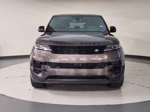 Used 2024 Land Rover Range Rover Sport SE AWD/4WD image 9