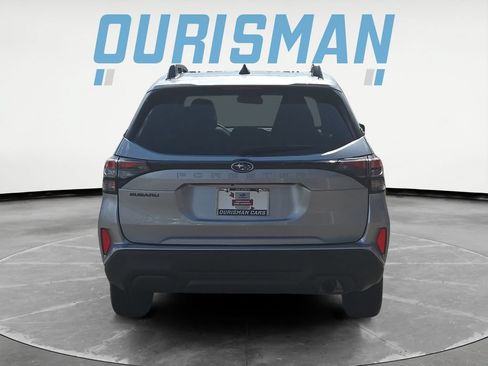 Certified 2025 Subaru Forester Premium AWD/4WD image 5