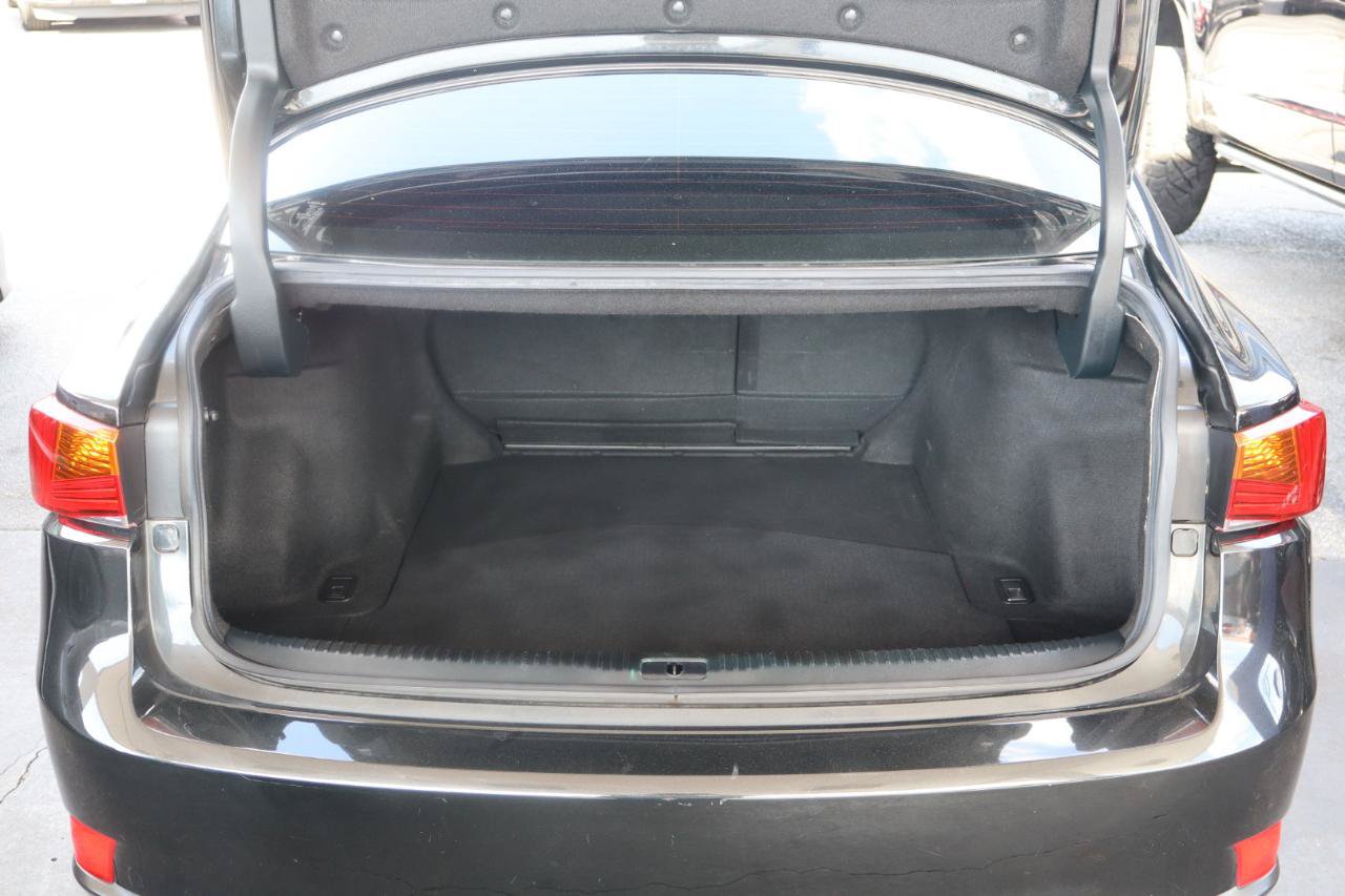 Used 2017 Lexus IS 200t F Sport w/ F Sport Package RWD image 12