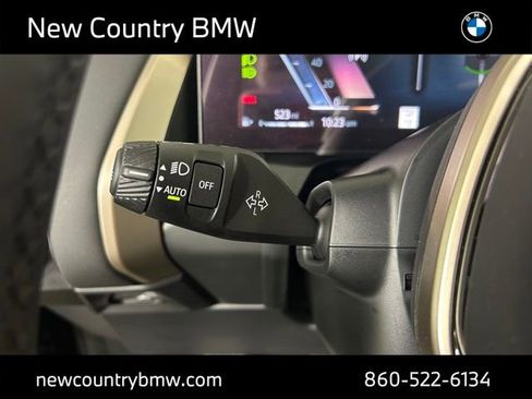 Certified 2025 BMW X3 xDrive30i w/ Premium Package AWD/4WD image 17