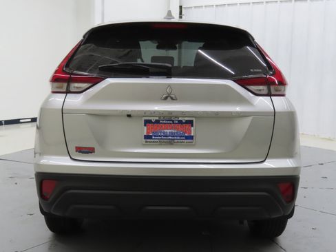 New 2026 Mitsubishi Eclipse Cross ES image 4