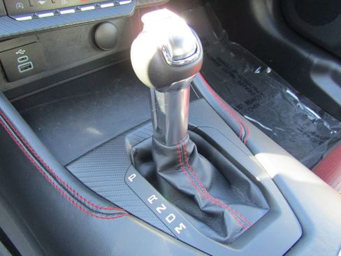 Used 2025 Ford Mustang GT Premium image 26