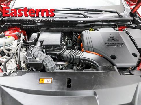 Used 2023 Mitsubishi Outlander SE image 7