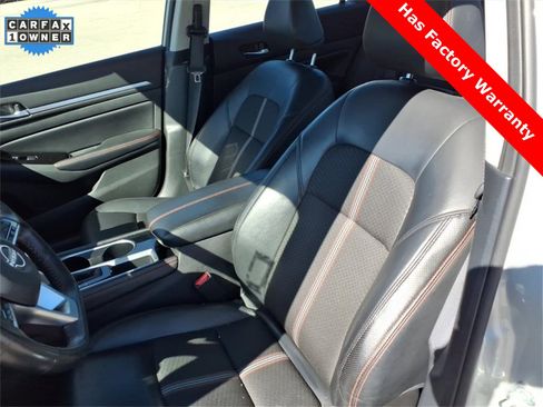 Used 2024 Nissan Altima 2.5 SR image 15