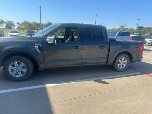Used 2021 Ford F150 XLT w/ Equipment Group 301A Mid RWD image 2