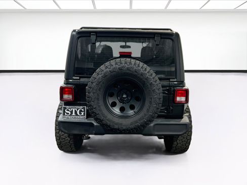 Used 2023 Jeep Wrangler Sport AWD/4WD image 5