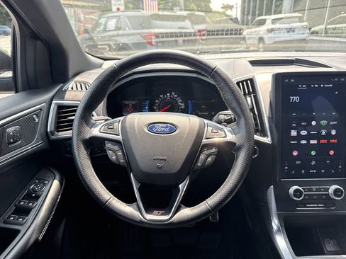 Used 2023 Ford Edge ST AWD/4WD image 14