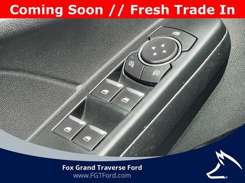 Certified 2022 Ford Escape SEL w/ SEL Stealth AWD Package image 16