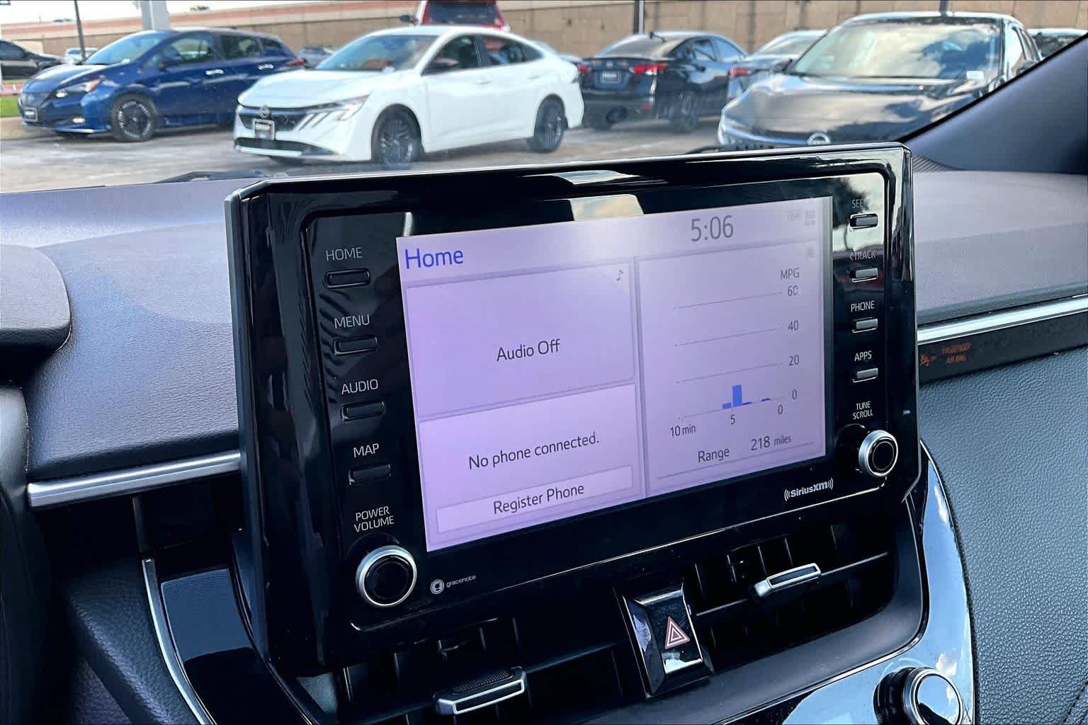 Used 2022 Toyota Corolla SE FWD image 30