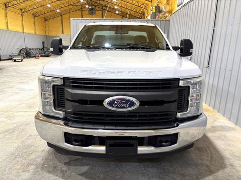 Used 2017 Ford F350 XL w/ Power Equipment Group image 7
