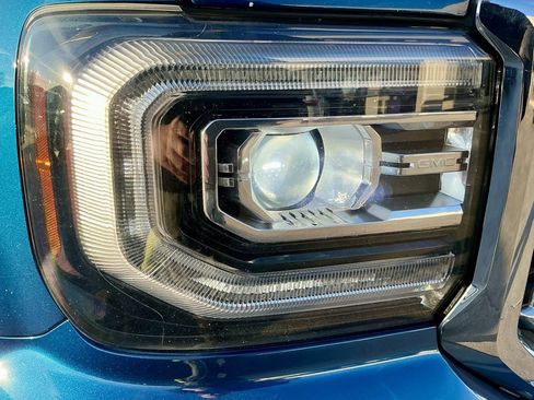 Used 2017 GMC Sierra 1500 SLT image 8