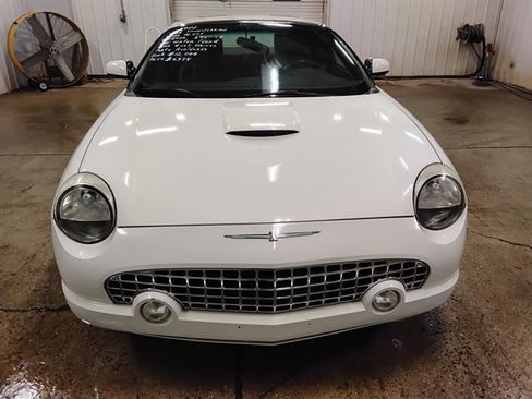 Used 2002 Ford Thunderbird RWD image 7