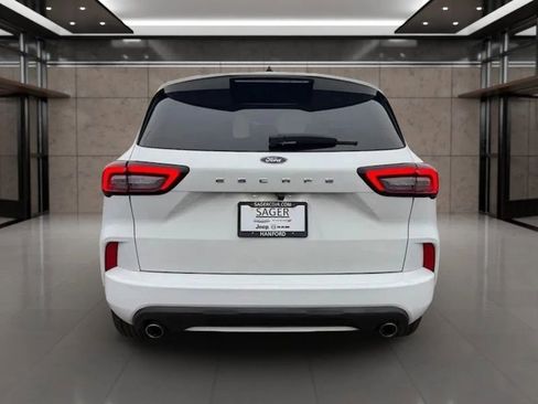 Used 2023 Ford Escape ST-Line image 9