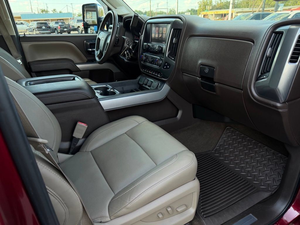 Used 2015 Chevrolet Silverado 3500 LTZ w/ Duramax Plus Package AWD/4WD image 16