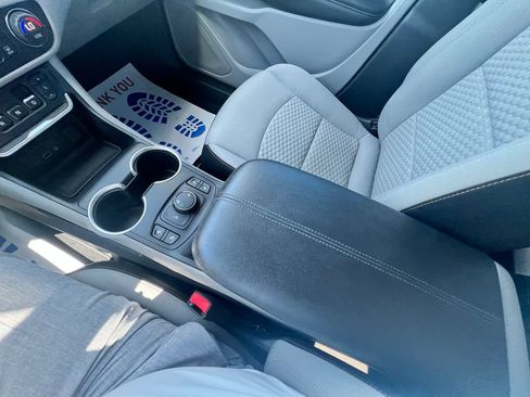 Used 2018 GMC Terrain SLE w/ Driver Convenience Package FWD image 25