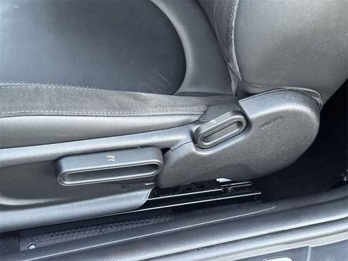 Used 2023 MINI Cooper SE image 27