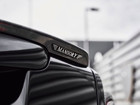 Used 2023 Rolls-Royce Phantom Sedan RWD image 17