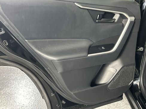 Used 2024 Toyota RAV4 LE image 29