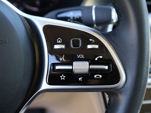 Used 2022 Mercedes-Benz C 300 Coupe image 36