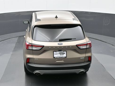 Used 2020 Ford Escape SE FWD image 31