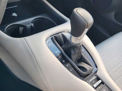 Used 2026 Honda HR-V LX image 16