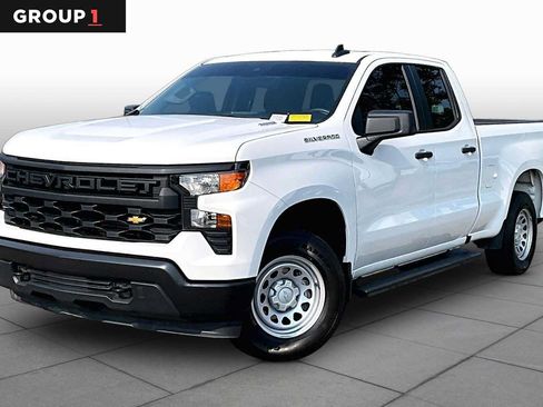 Used 2026 Chevrolet Silverado 1500 W/T w/ Trailering Package RWD image 1