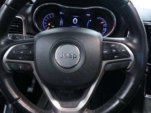 Used 2021 Jeep Grand Cherokee Limited image 15