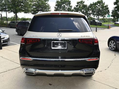 Used 2023 Mercedes-Benz Maybach GLS 600 4MATIC image 6