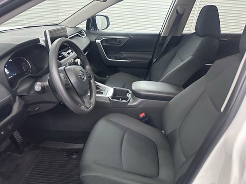 Used 2025 Toyota RAV4 LE image 3