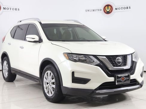 Used 2018 Nissan Rogue SV image 18