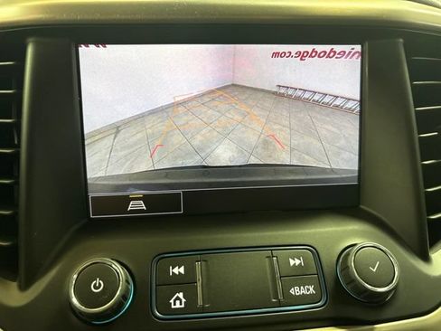 Used 2023 GMC Acadia Denali FWD image 31