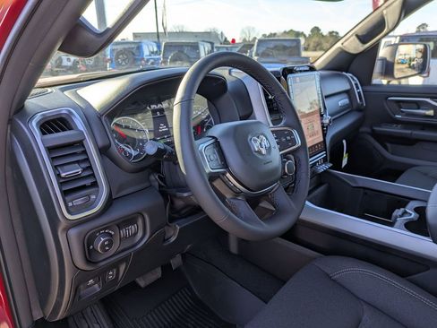 New 2026 RAM 1500 Big Horn AWD/4WD image 17