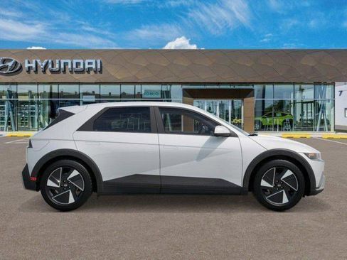 New 2026 Hyundai Ioniq 5 SEL AWD/4WD image 7