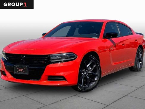 Used 2021 Dodge Charger SXT w/ Blacktop Package image 1