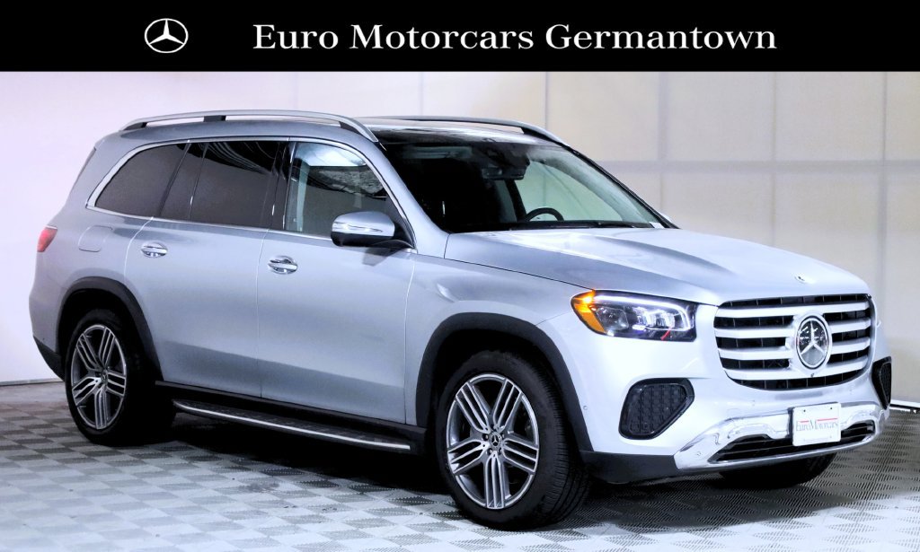 Used 2026 Mercedes-Benz GLS 450 4MATIC image 1