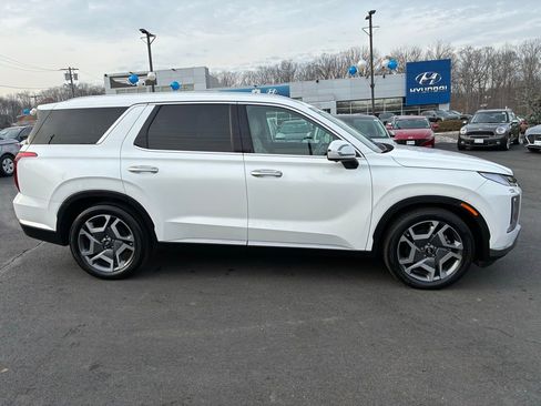 Used 2024 Hyundai Palisade Limited image 8