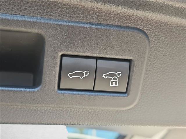 Certified 2026 Toyota 4Runner TRD Off-Road Premium AWD/4WD image 7