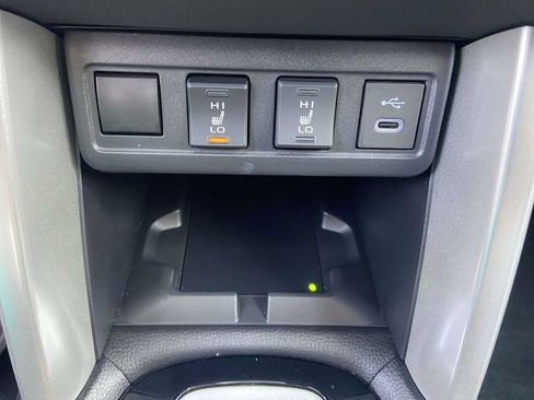 Used 2024 Toyota Corolla Cross AWD Hybrid w/ Convenience Package image 27