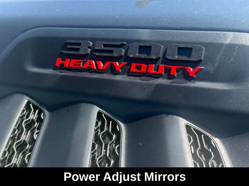 New 2025 RAM 3500 Laramie image 32