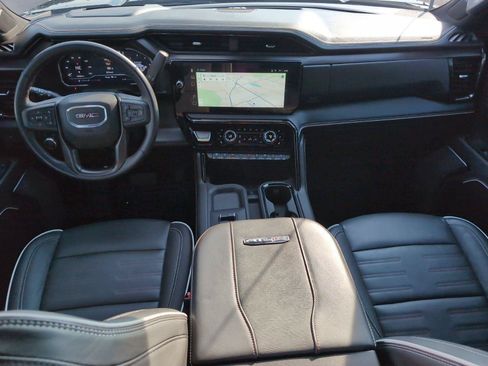 Used 2025 GMC Sierra 2500 AT4X AWD/4WD image 35